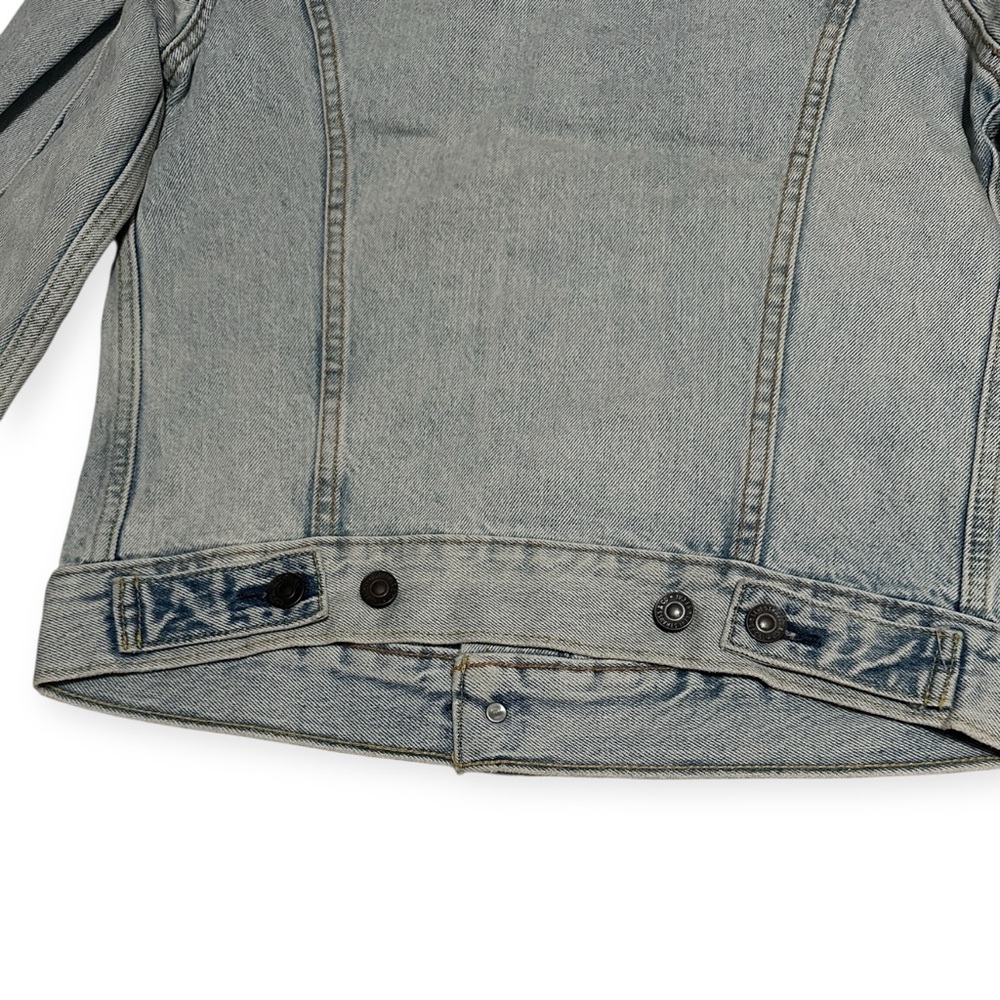 Levi's Faded Blue Tucker Premium Denim Jacket - Picture 11 of 13